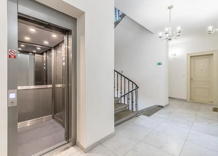 Cozy Quiet New In Karlin Square 公寓 布拉格